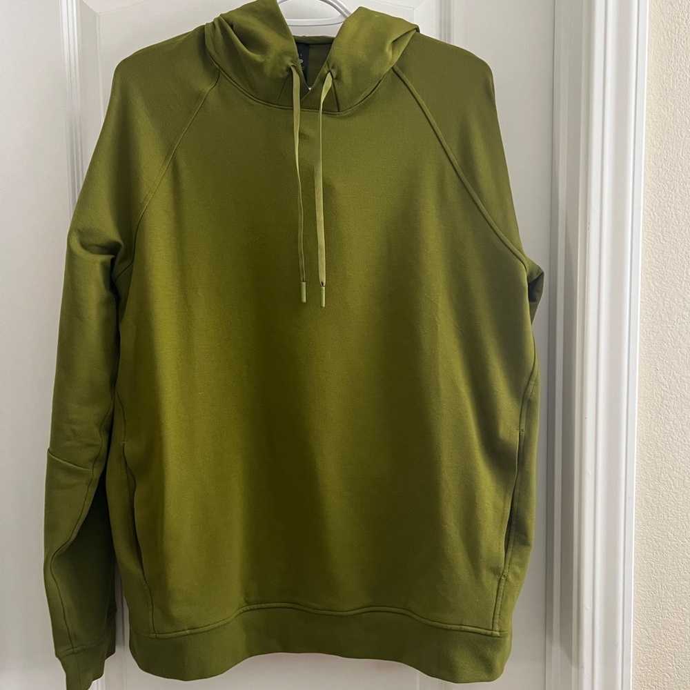 Men’s large lululemon sweatshirt. (New)